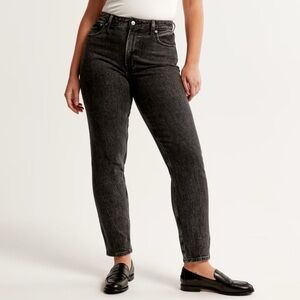 Abercrombie & Fitch Curve Love High Rise Mom Jean